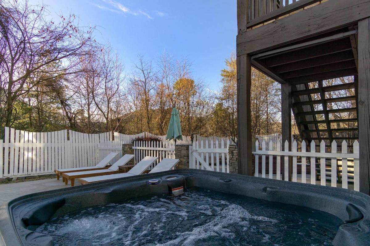 Holiday home 10 Mins To Dt Pool Hot Tub Game