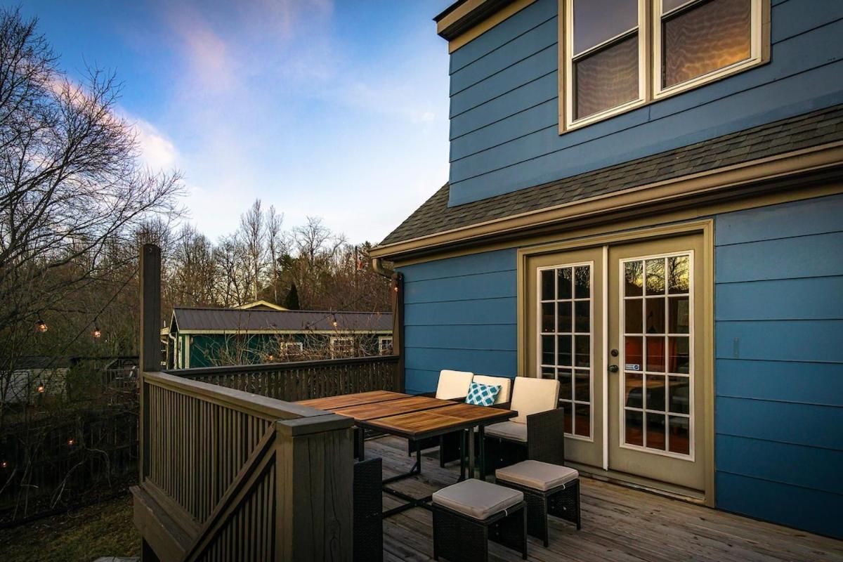 Holiday home 10 Mins To Dt Pool Hot Tub Game Asheville