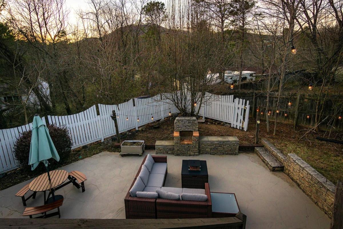 10 Mins To Dt Pool Hot Tub Game Holiday home