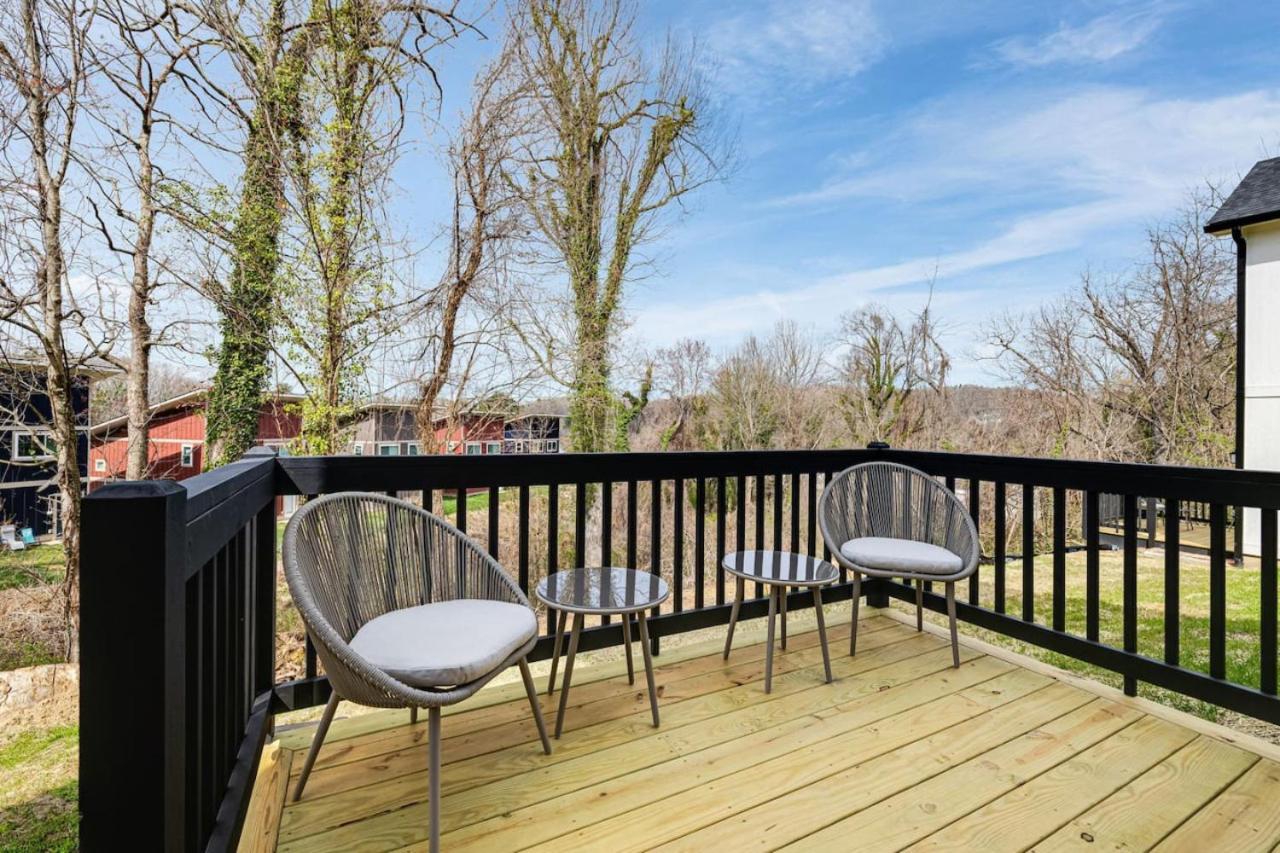 New Designer 1 Bed Home, Walk To Biltmore Village Holiday home *