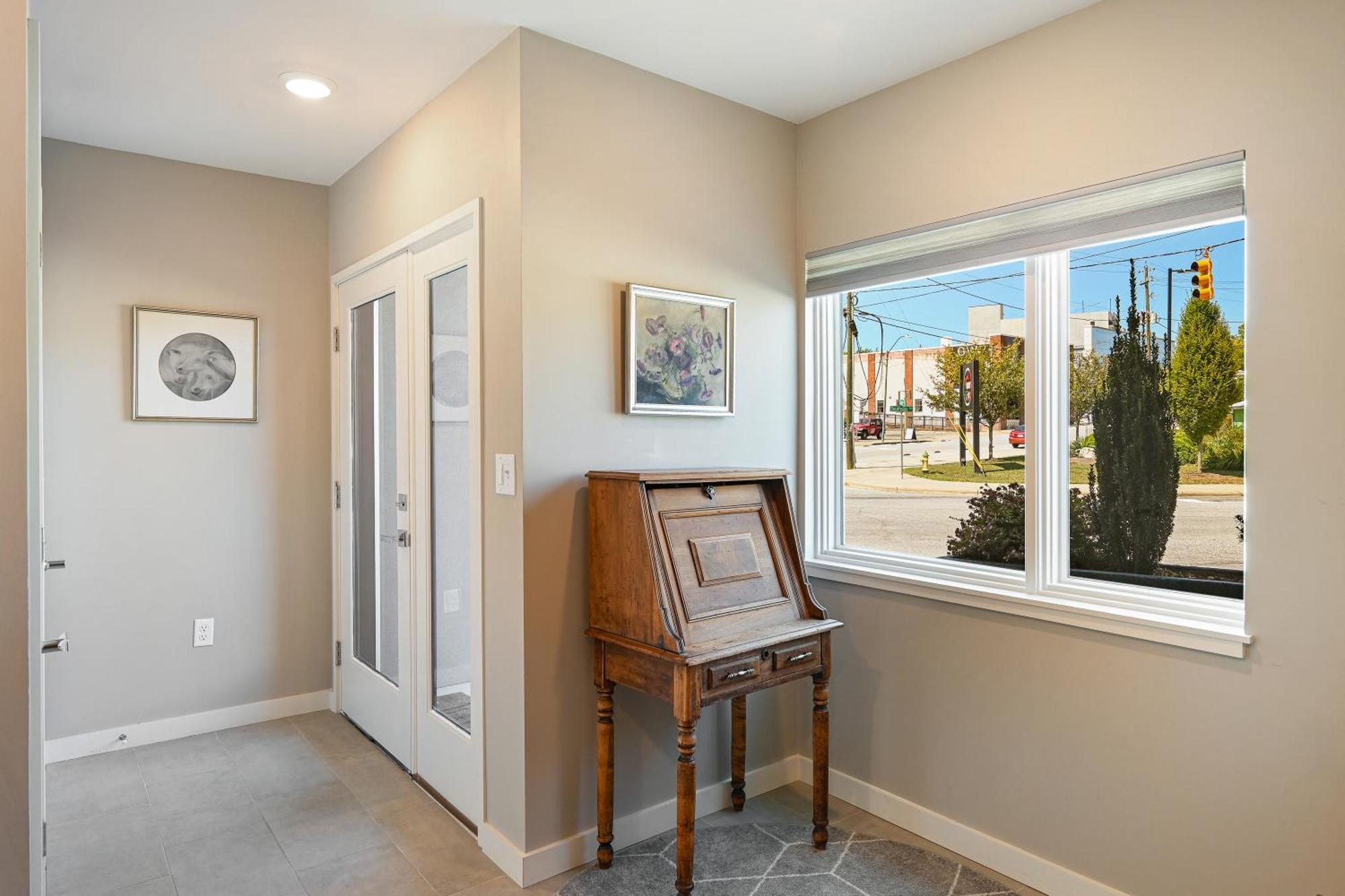 Beautiful South Slope Townhome With Ev Charger Unit 98 Holiday home Asheville