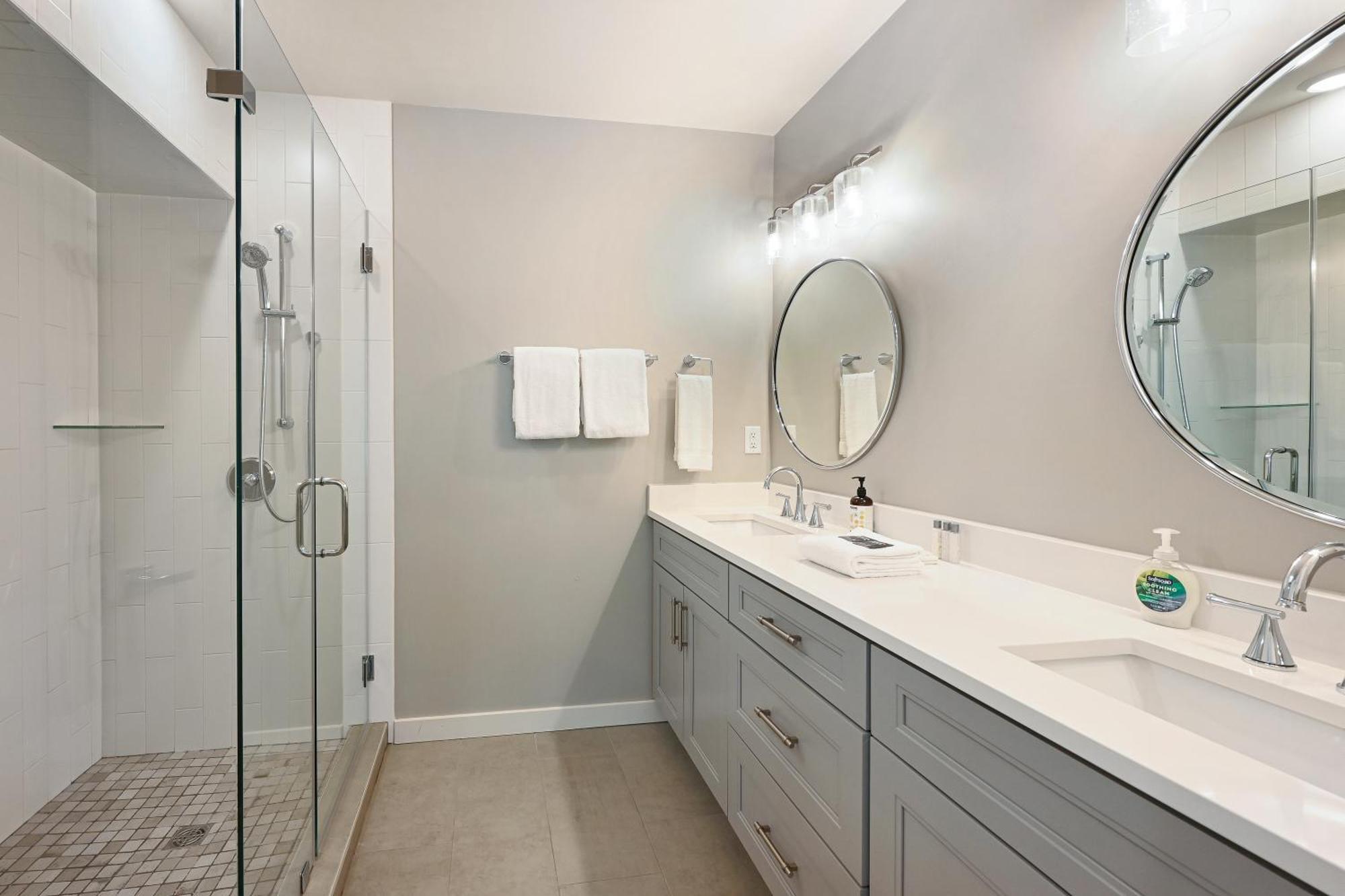Beautiful South Slope Townhome With Ev Charger Unit 98 Asheville