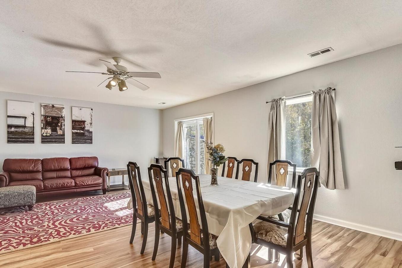 Tourism Is Back In Asheville, See Listing Info Holiday home