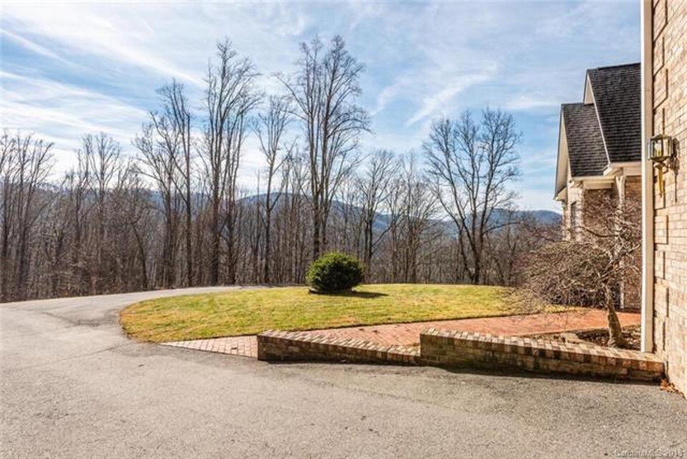 Tourism Is Back In Asheville, See Listing Info * Asheville