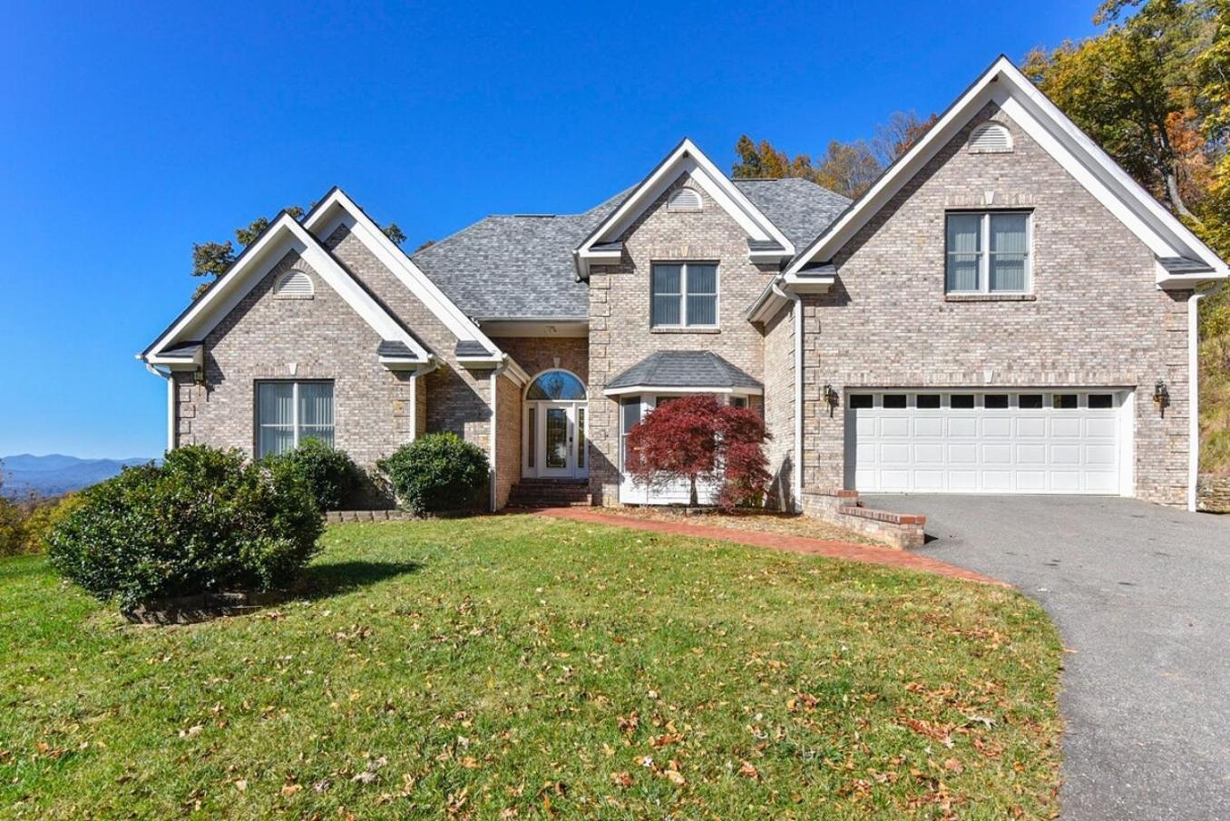 Holiday home Tourism Is Back In Asheville, See Listing Info