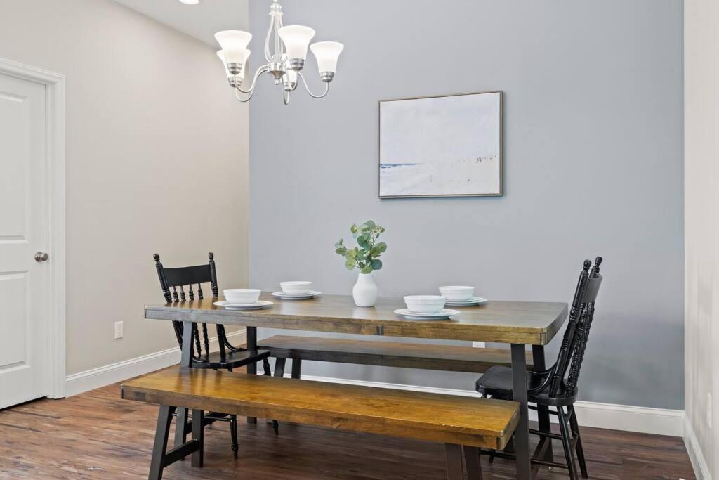 Holiday home Water,power,wifi- 10 Min To Downtown Avl Asheville