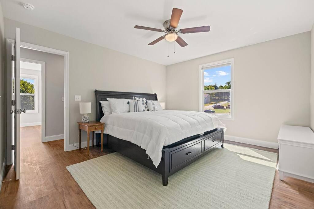 Water,power,wifi- 10 Min To Downtown Avl Holiday home