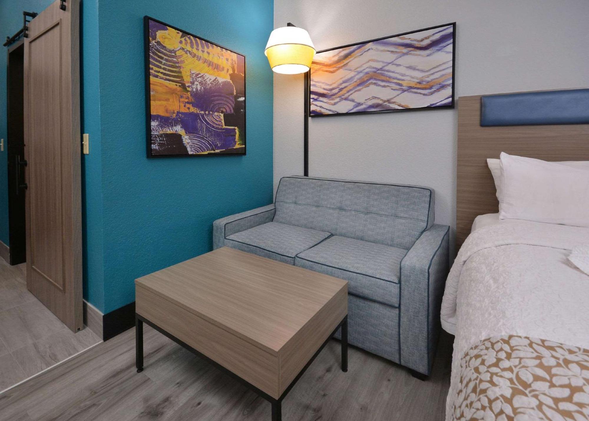 Brookstone Near Biltmore Village, Ascend Collection 3*