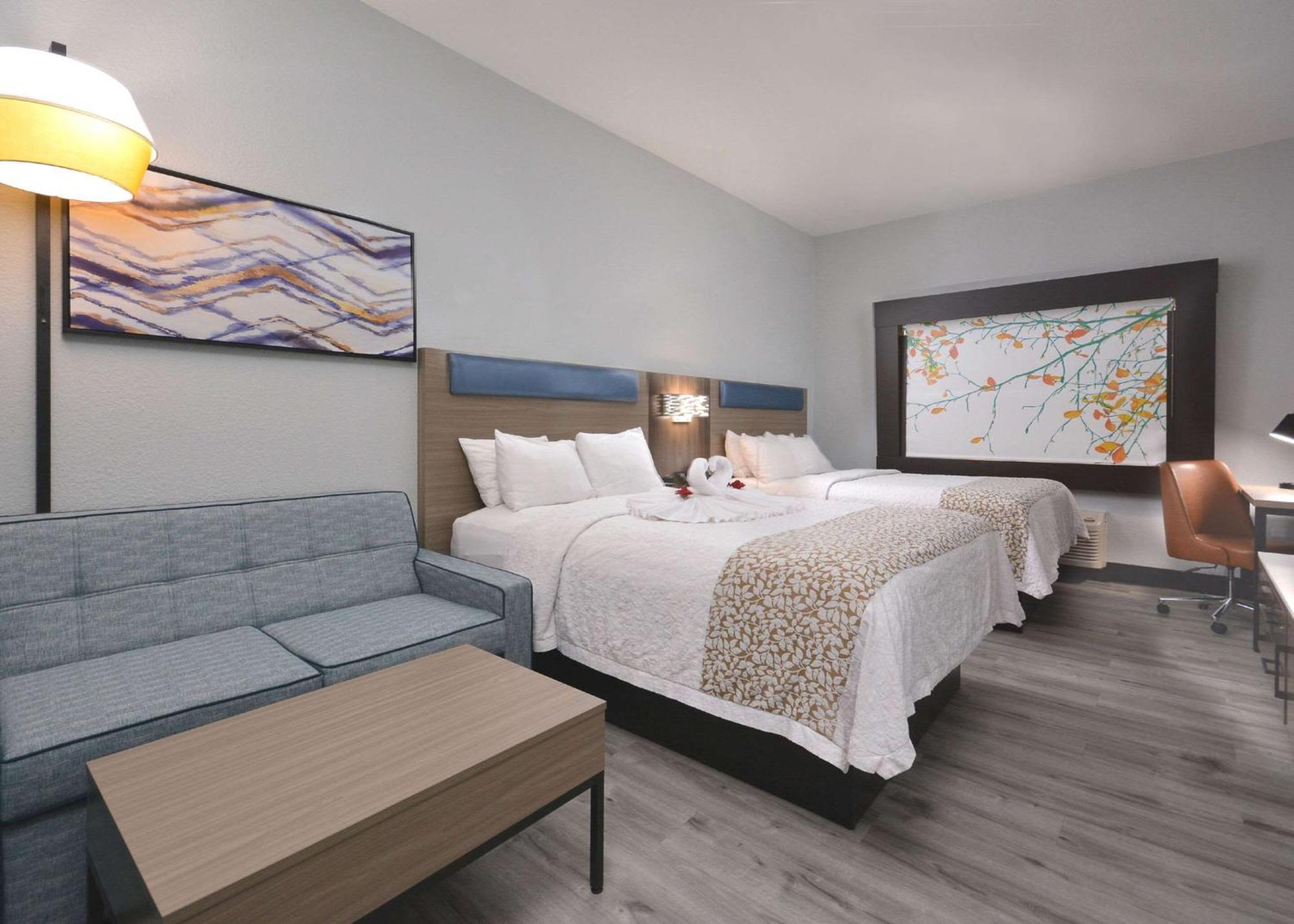 Brookstone Near Biltmore Village, Ascend Collection Hotel 3*