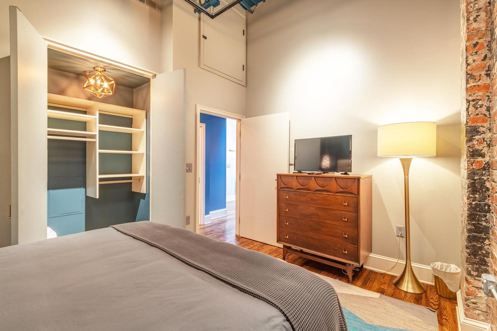 80 Lex 203 Eclectic Industrial *