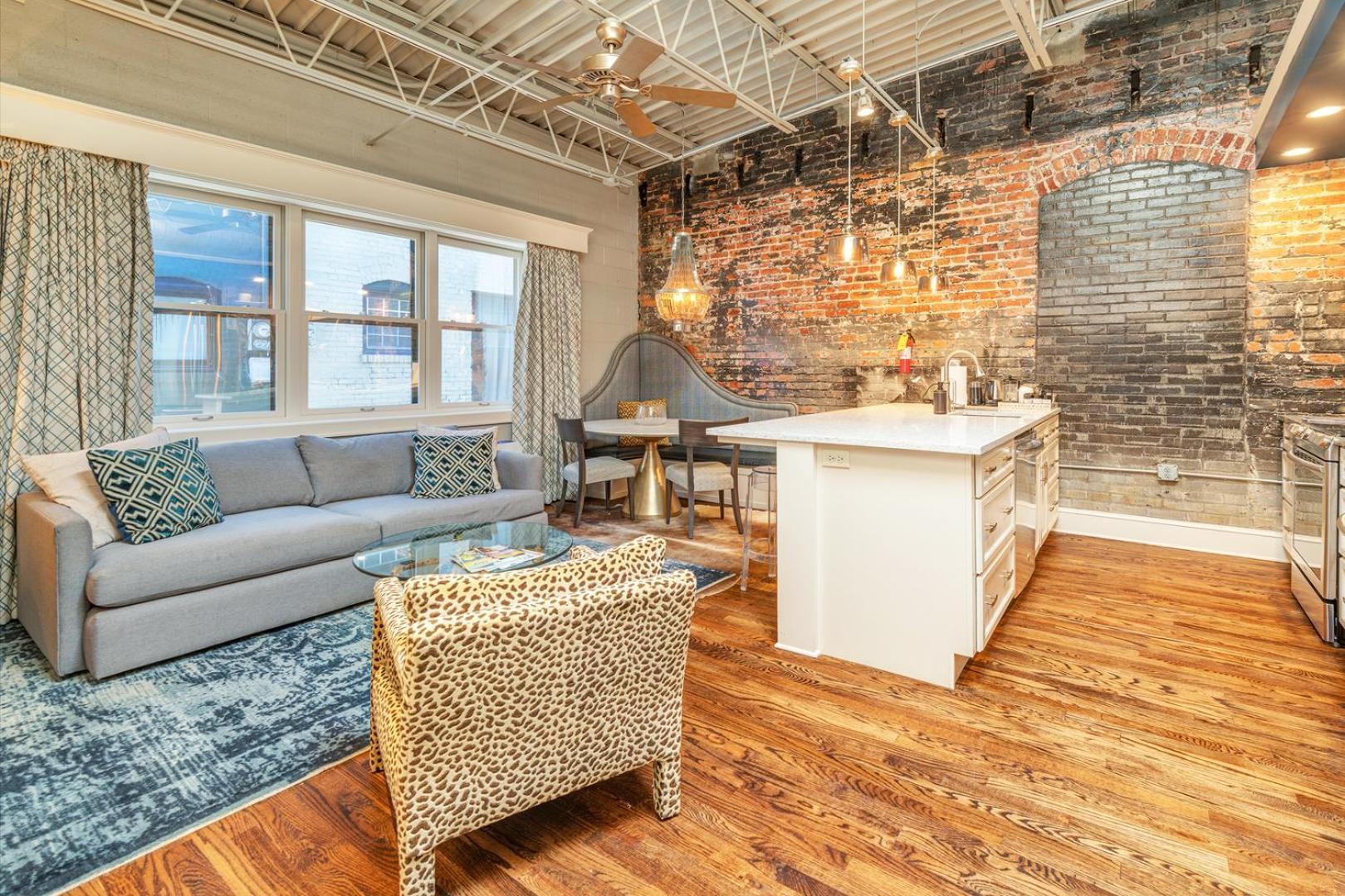 Apartment 80 Lex 203 Eclectic Industrial Asheville