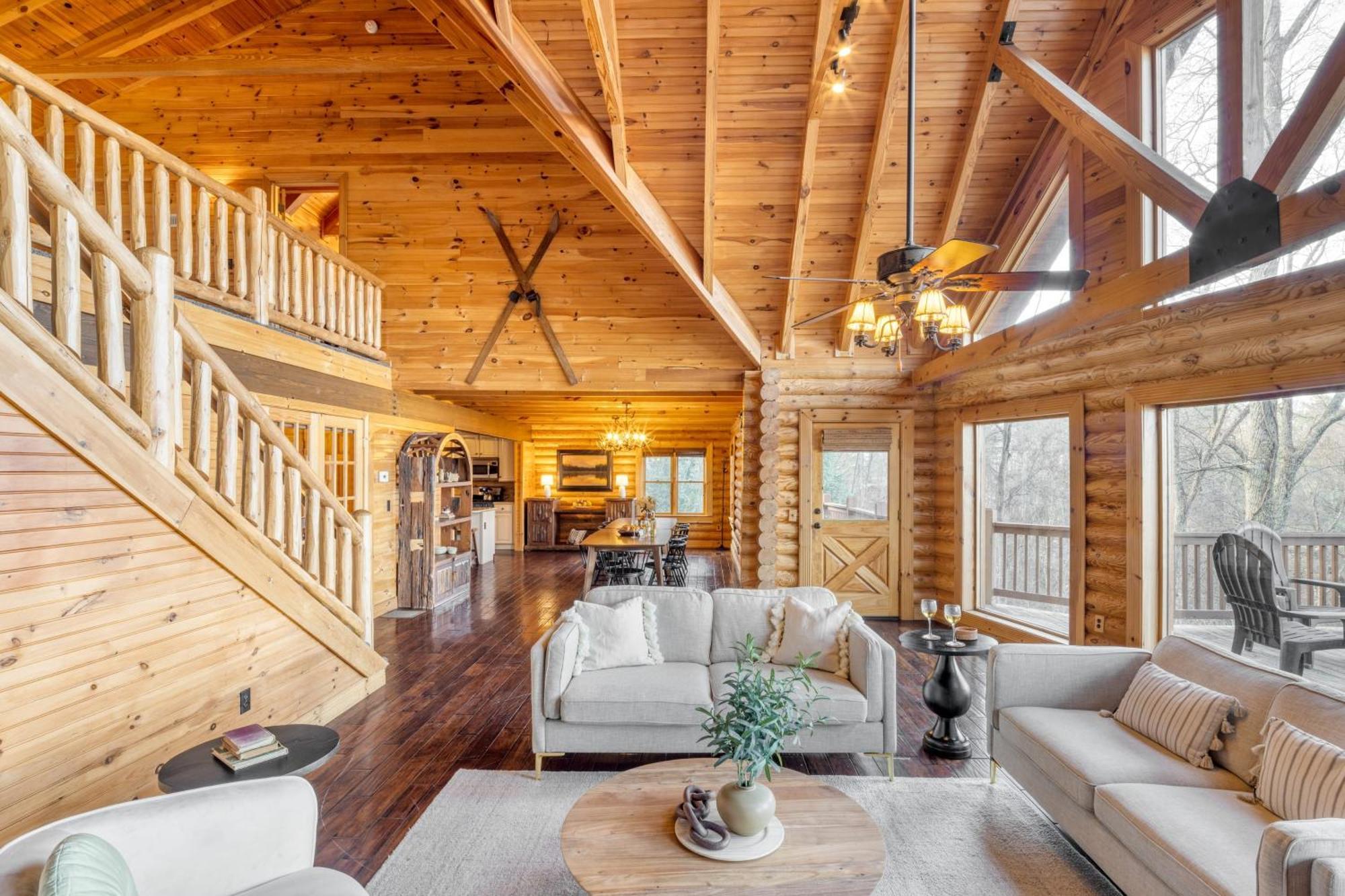 Leyland By Avantstay Mansion W Views Holiday home Asheville