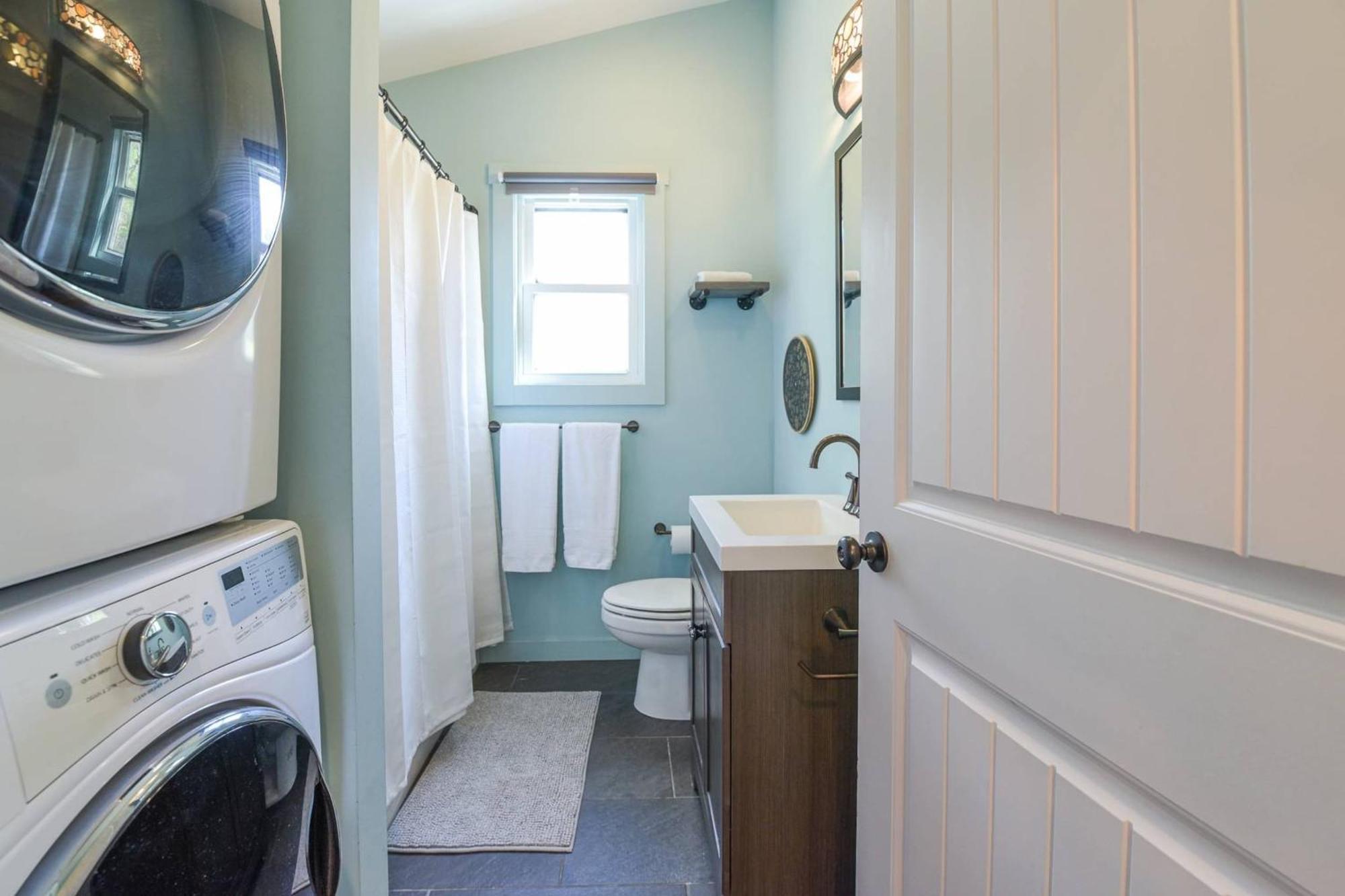 Plum Perfect Hideaway By Avantstay Near Downtown Holiday home