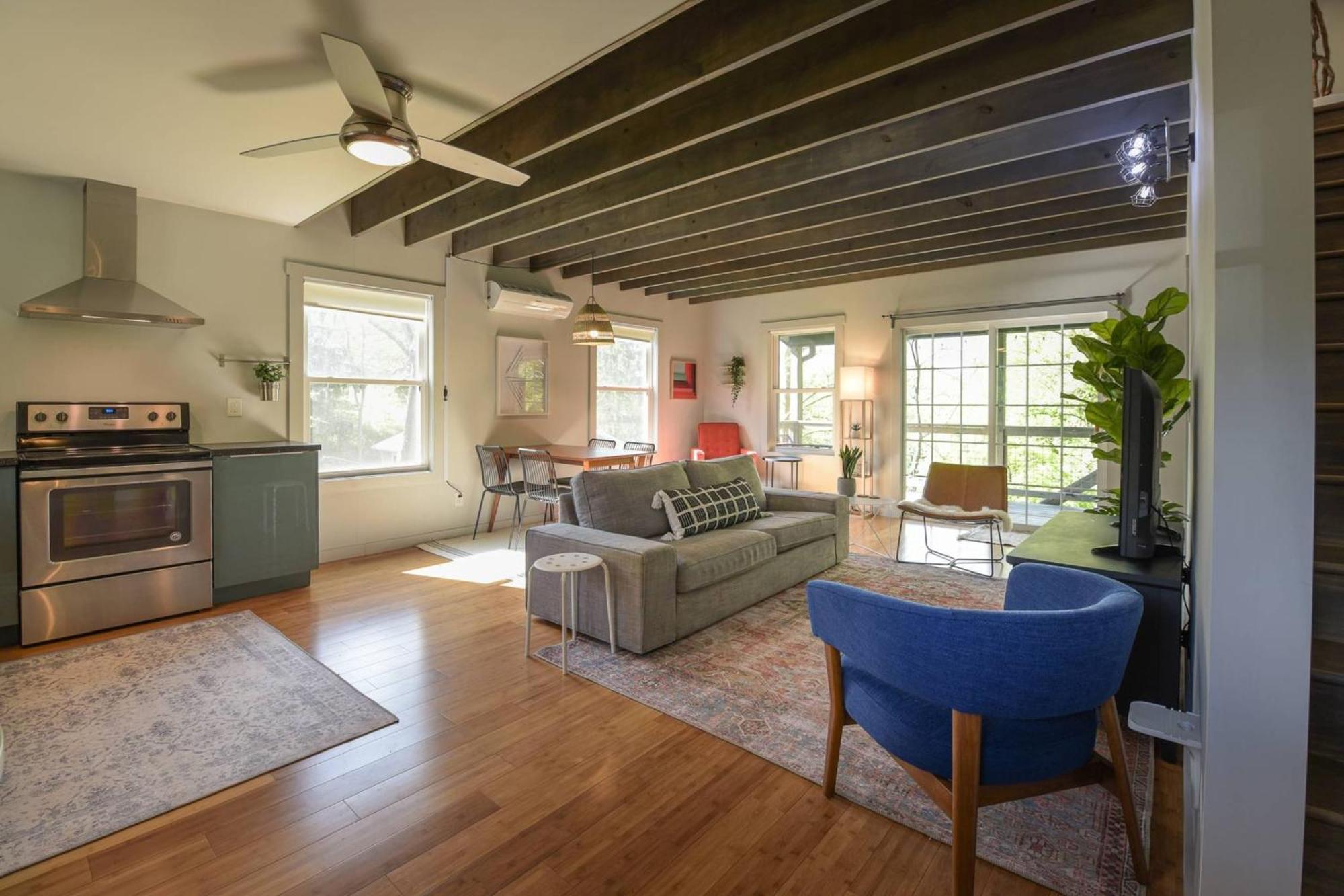 Plum Perfect Hideaway By Avantstay Near Downtown Holiday home *