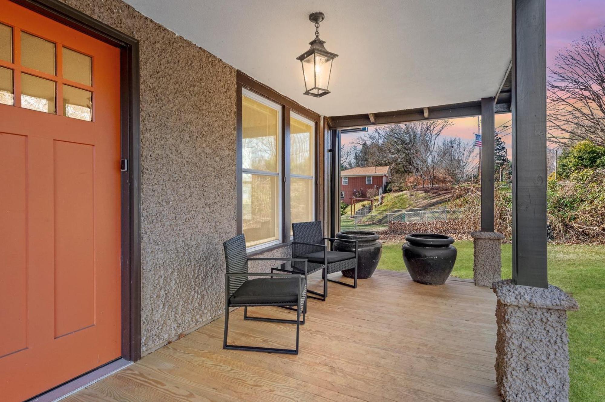 Holiday home Sage By Avantstay 15 Min To Downtown Deck *