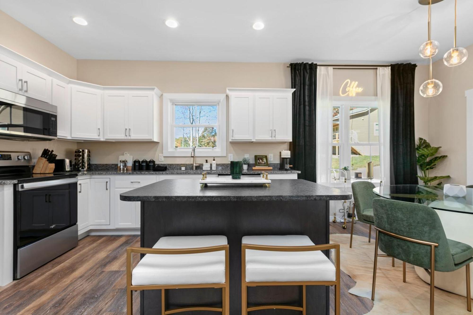 Bradford By Avantstay 10 Minutes To Downtown Holiday home *