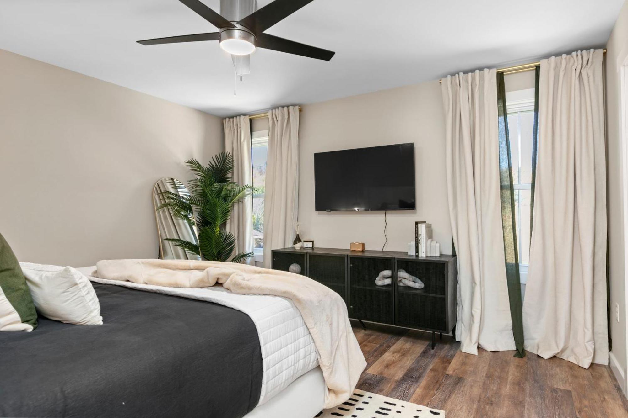 Bradford By Avantstay 10 Minutes To Downtown Holiday home
