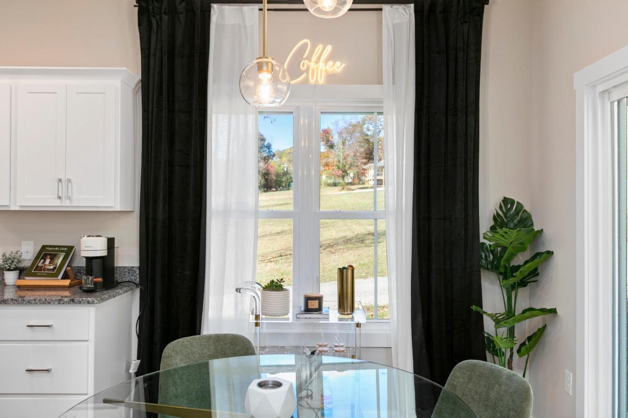 Bradford By Avantstay 10 Minutes To Downtown Holiday home *