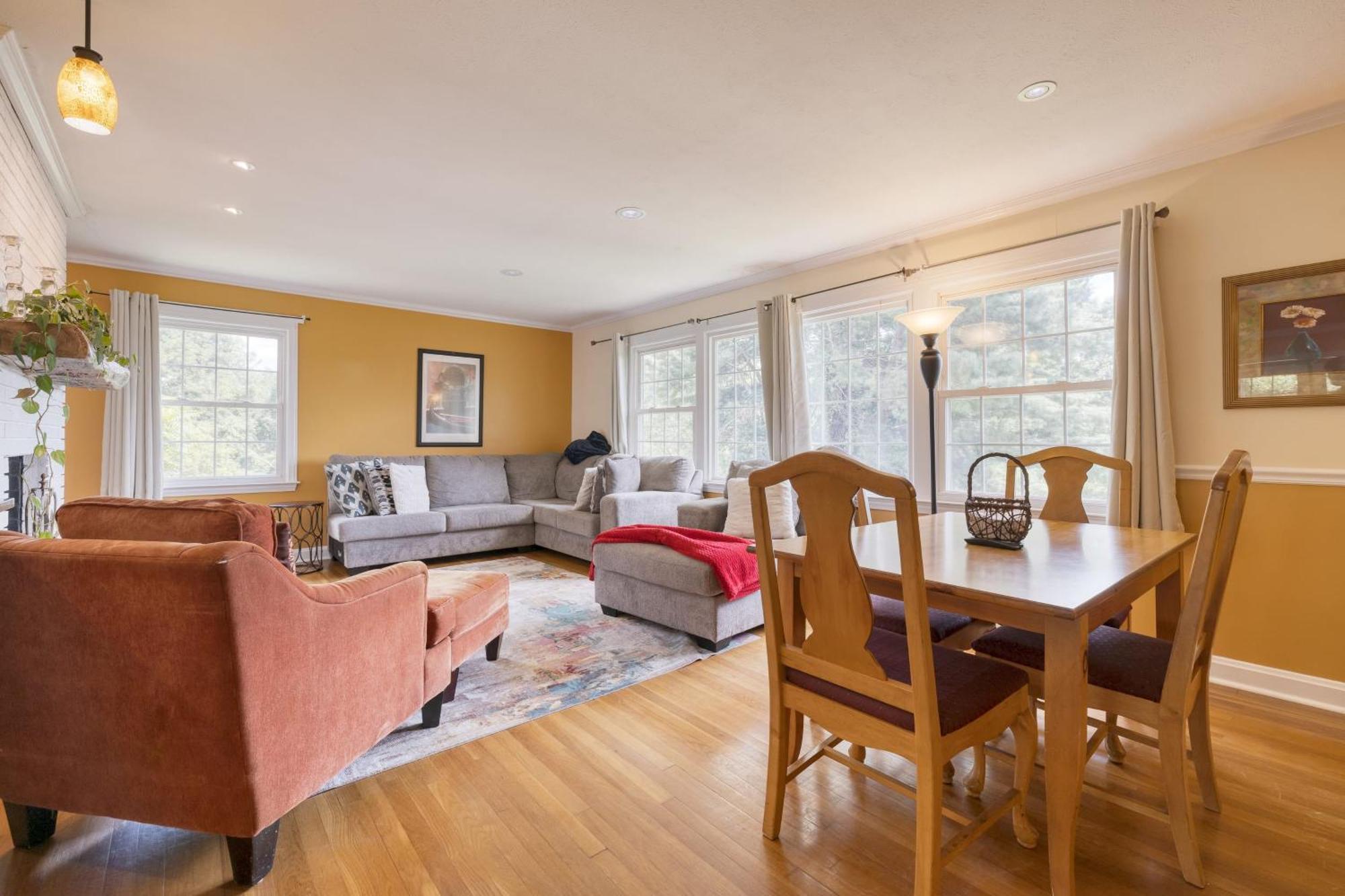 Holiday home Hyannis 10min To Firepit Ping Pong Asheville
