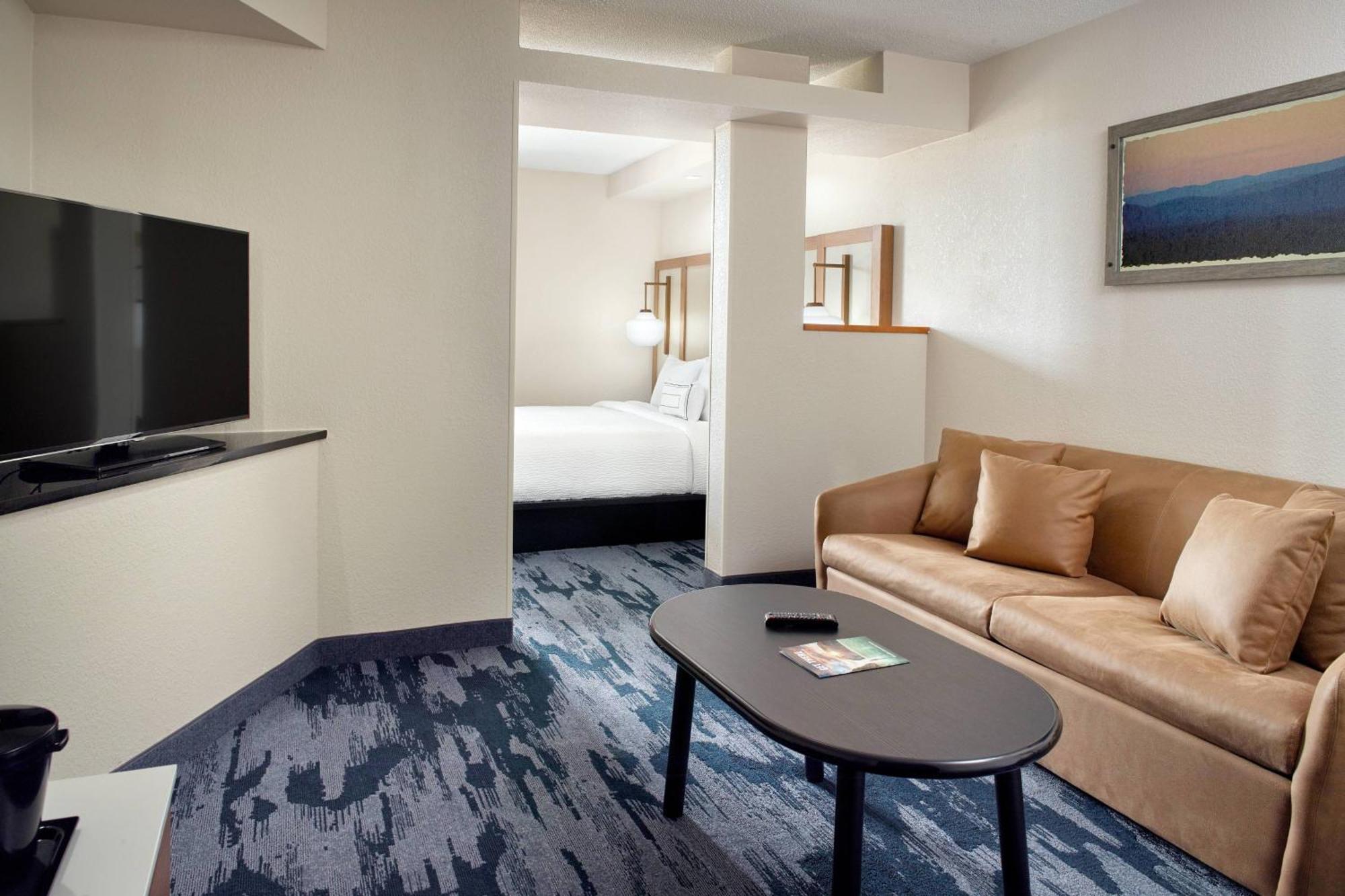 Fairfield By Marriott & Outlets Hotel