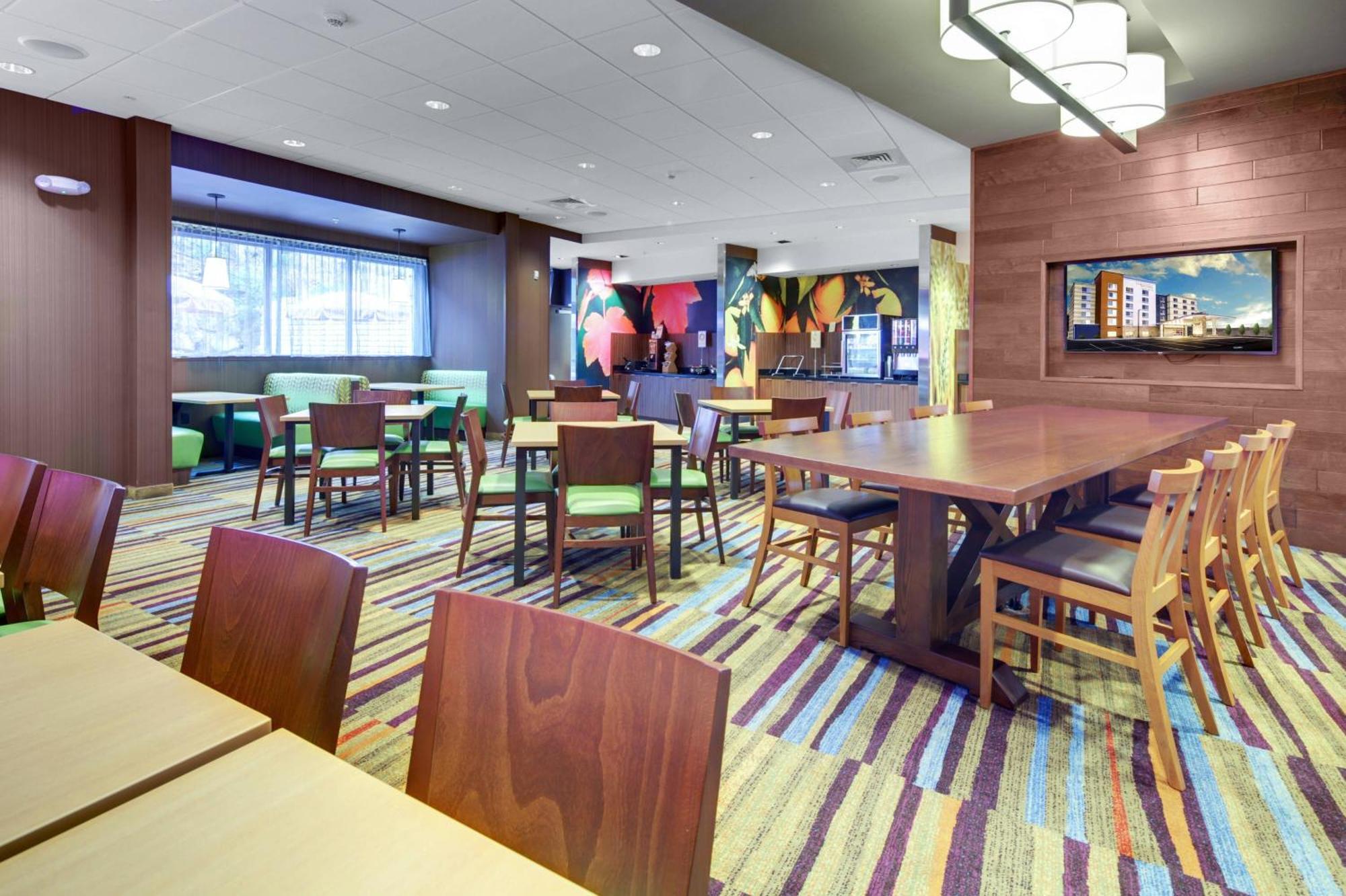 Fairfield & By Marriott Tunnel Road Hotel Asheville