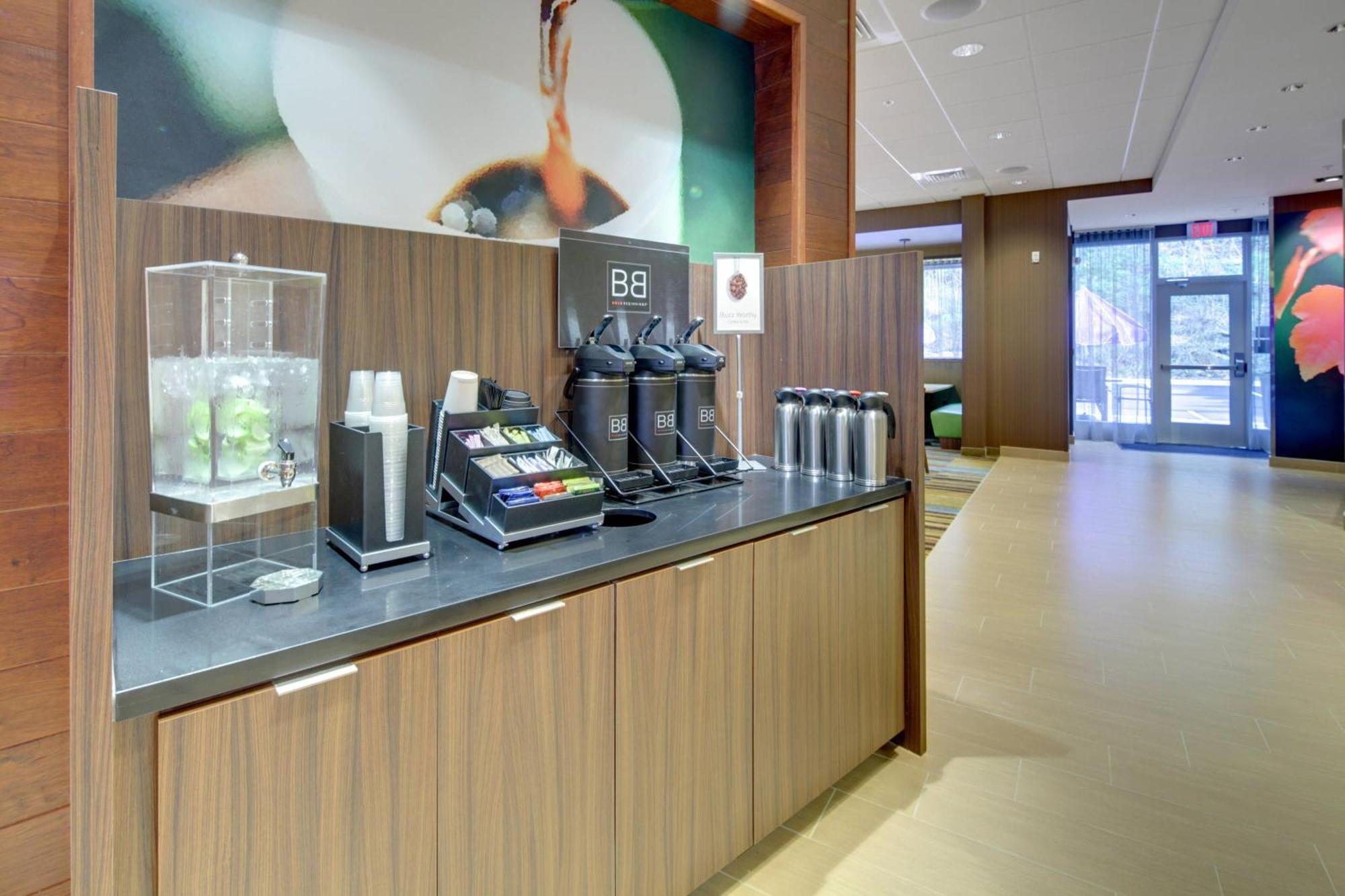 Hotel Fairfield & By Marriott Tunnel Road Asheville