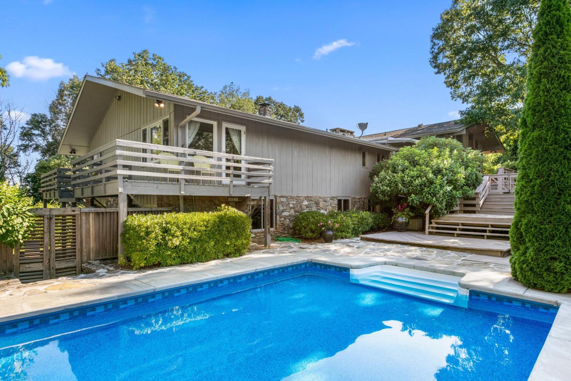 Asher By Avantstay Mountain Escape Poolspa Holiday home Asheville
