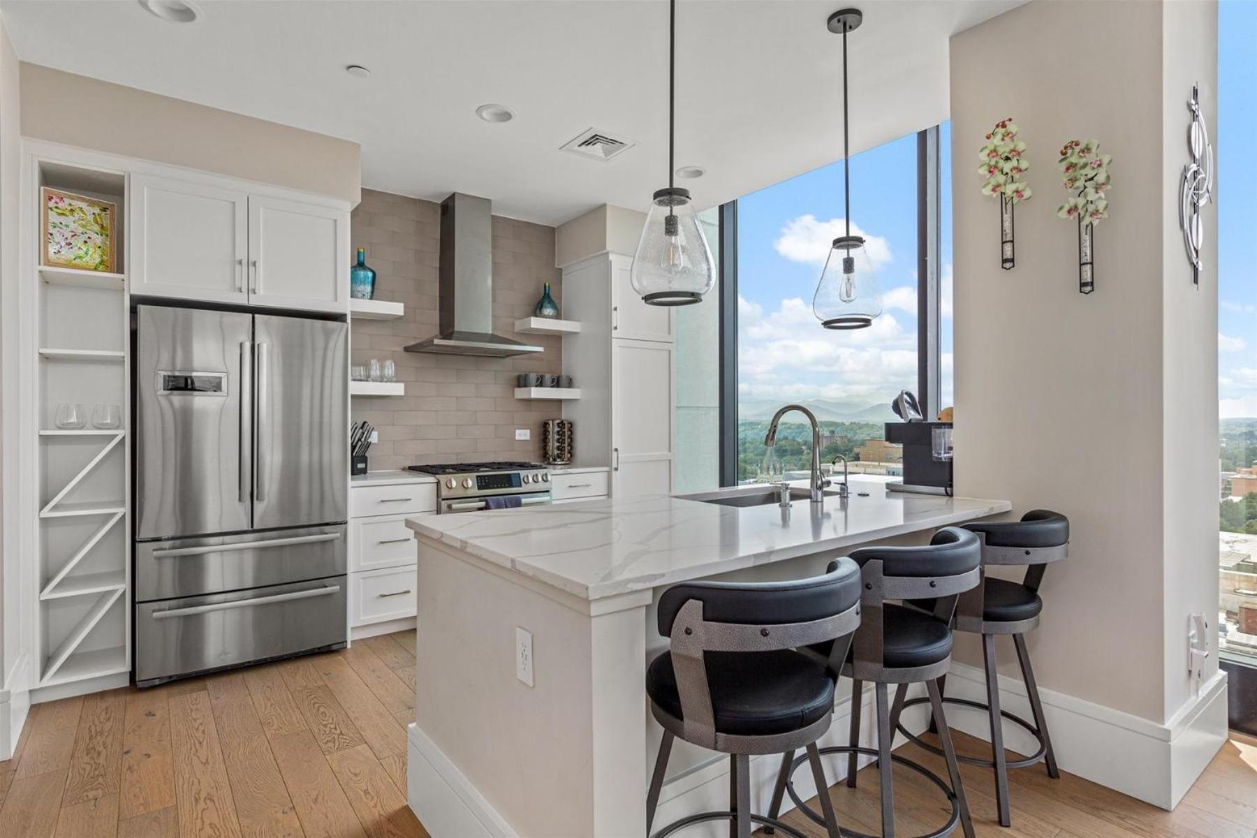 Apartment Blue Ridge Escape *