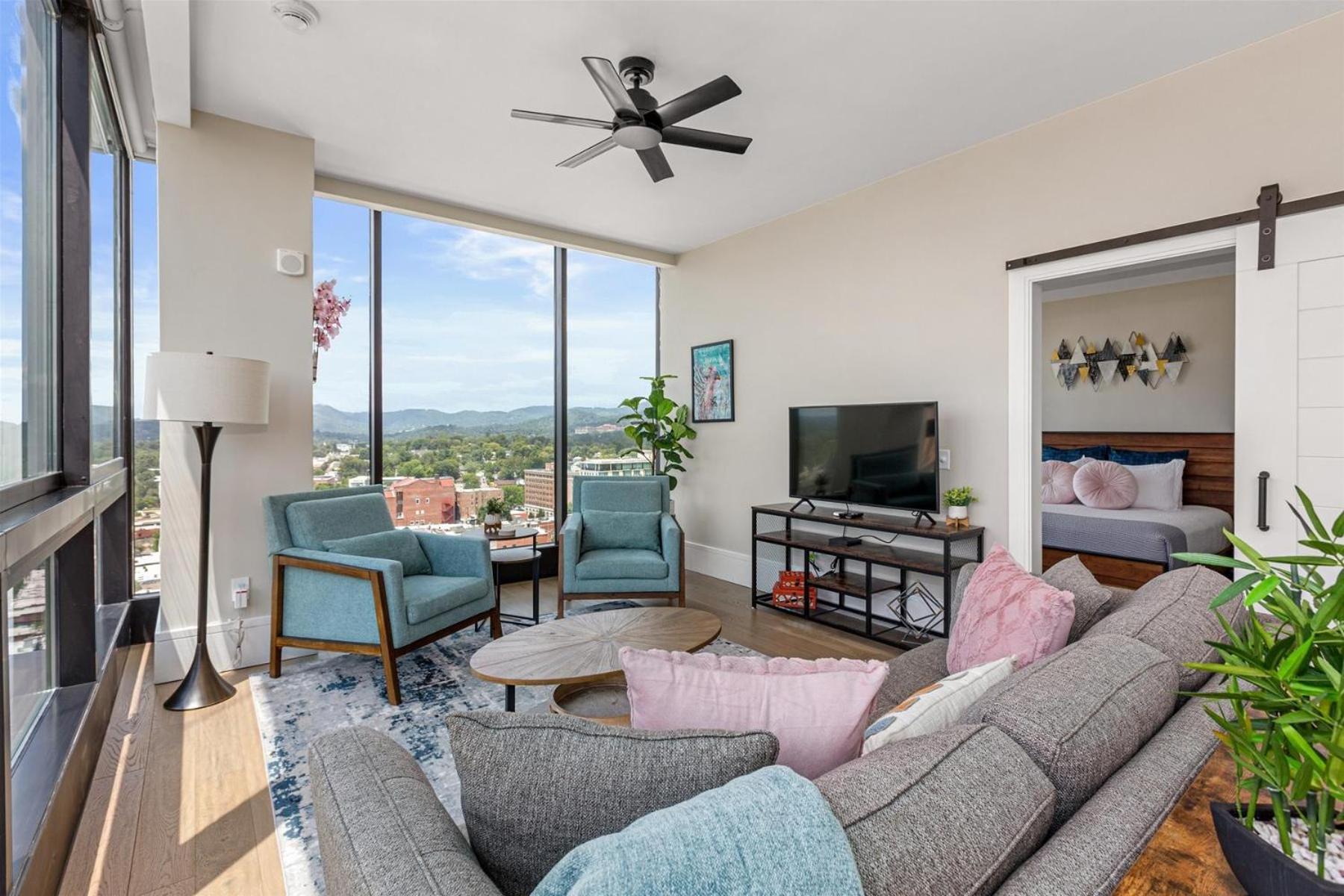 Blue Ridge Escape Apartment *