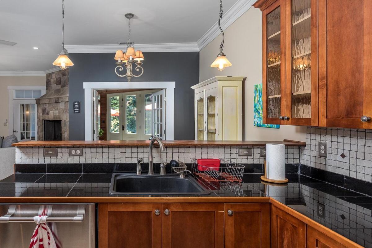 Holiday home Grey River Gatherings And Perfect For Large Groups Asheville
