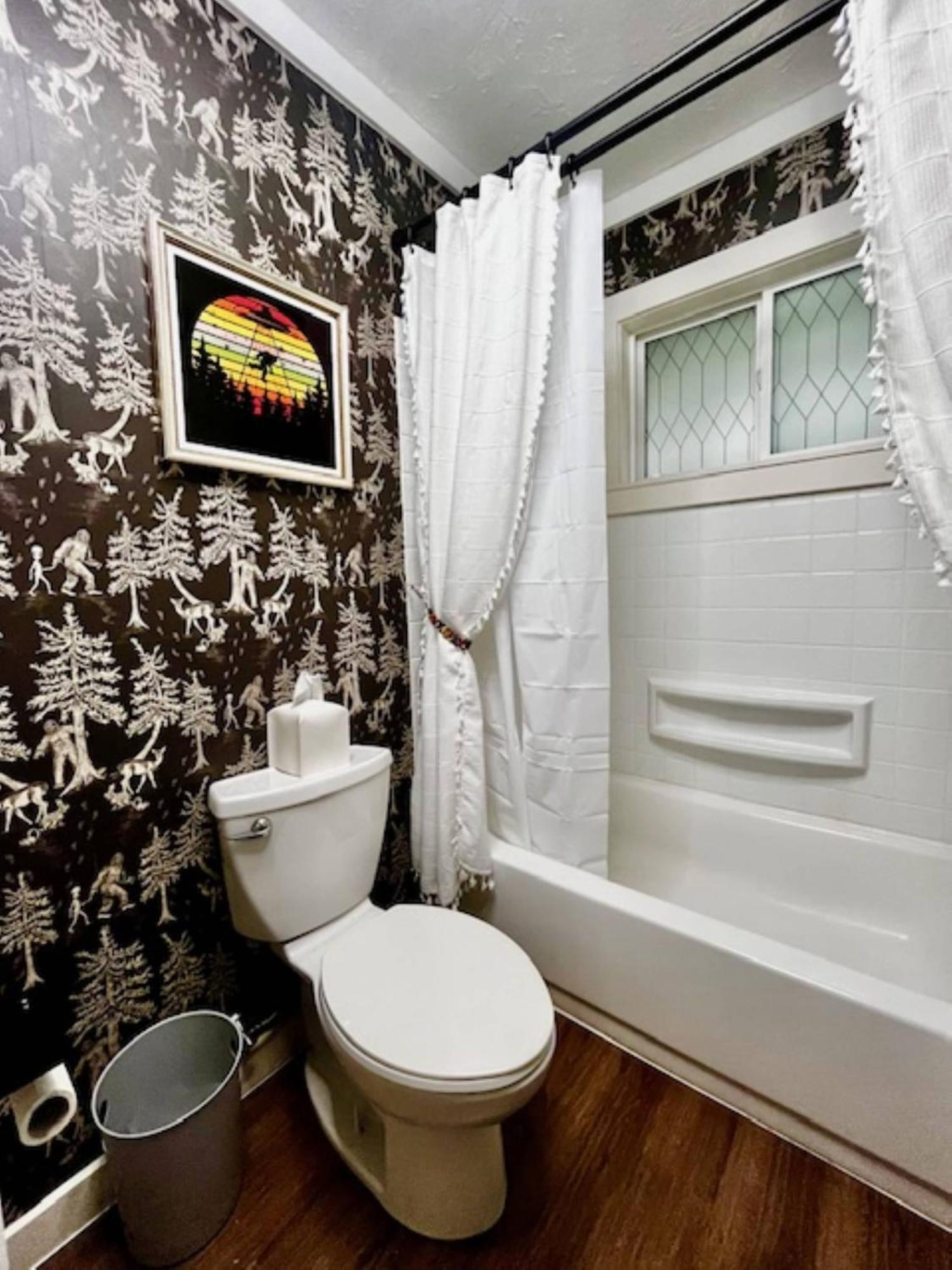 Woodhaven Sauna & Hot Tub Holiday home Asheville