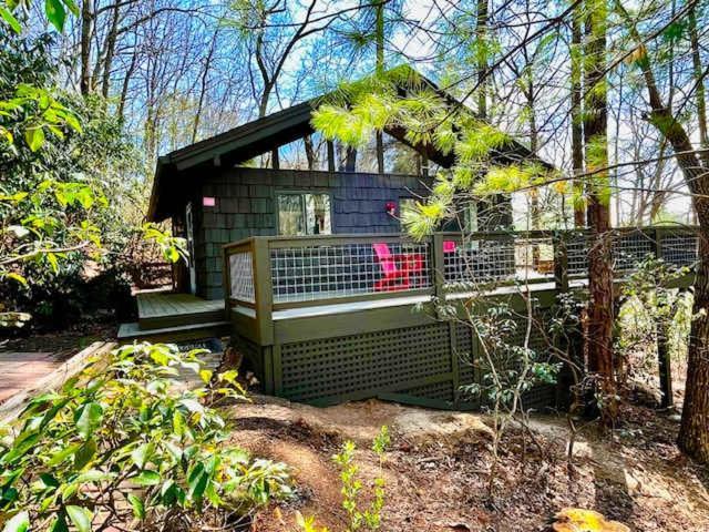 Woodhaven Sauna & Hot Tub *