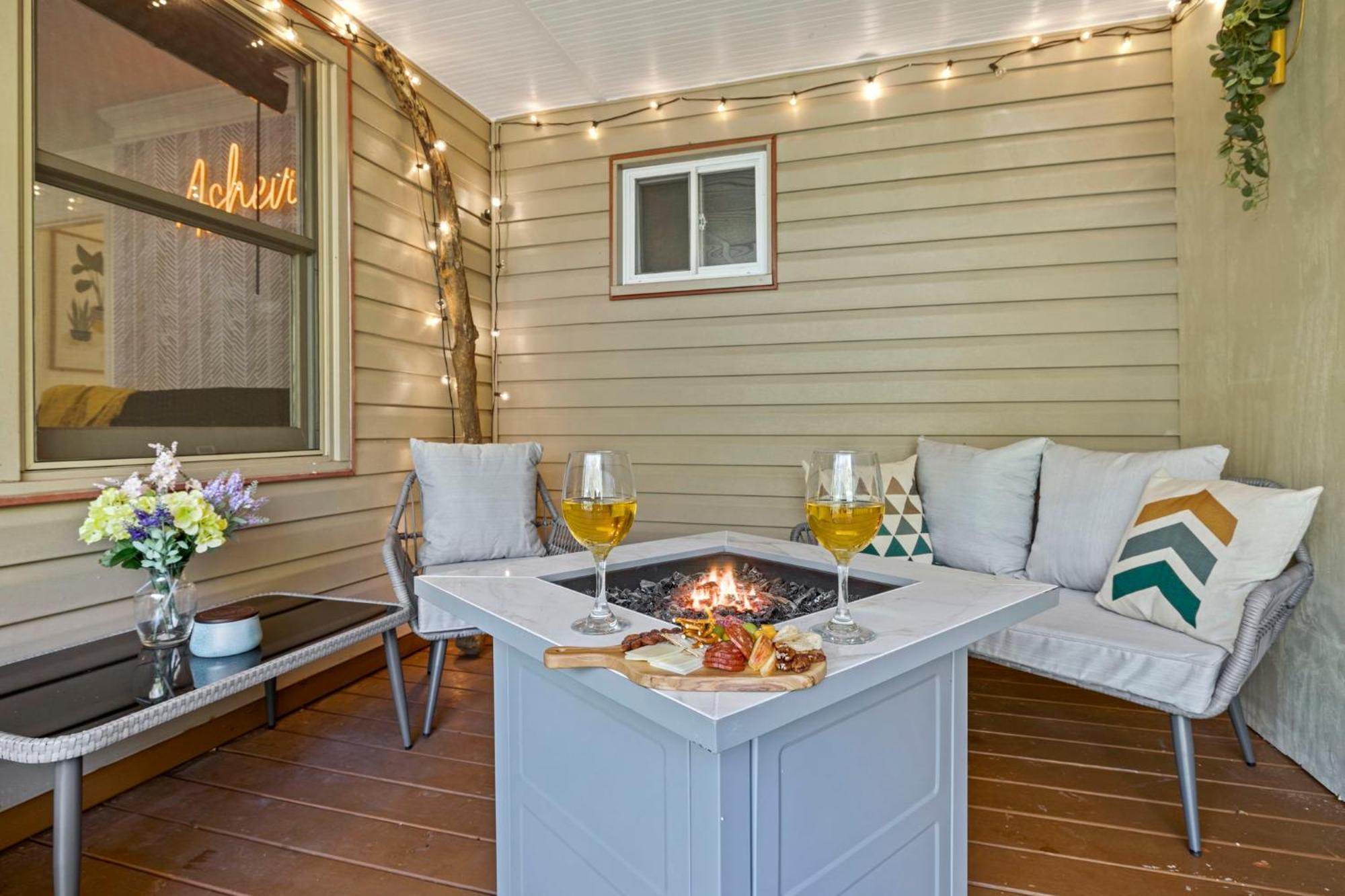 1 Bedroom 5 Min Downtown W/hot Tub & Pool! *