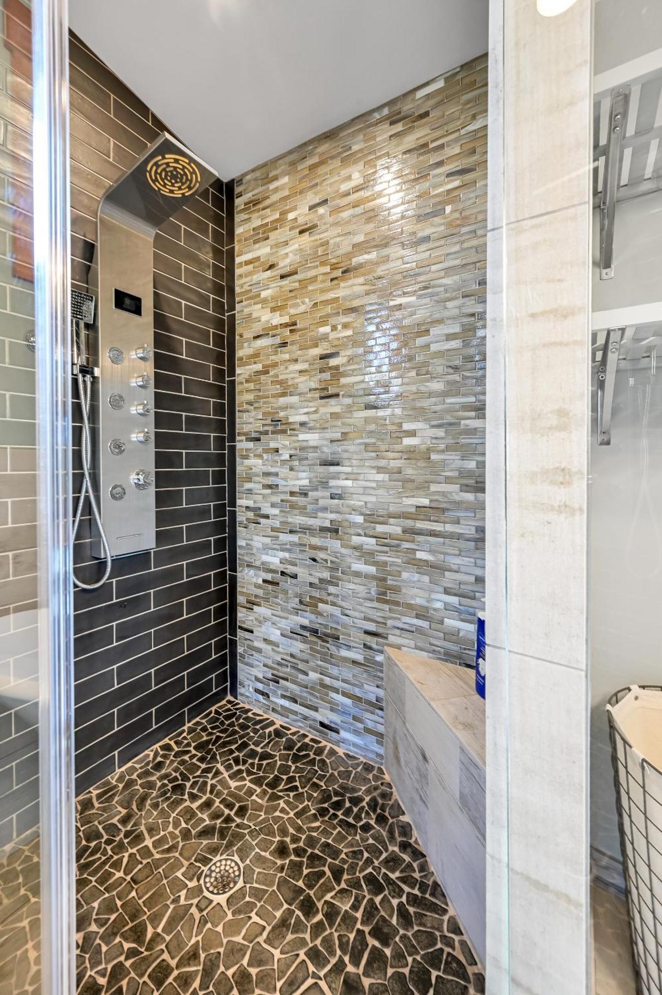 Mountain Modern, Close To Downtown * Asheville