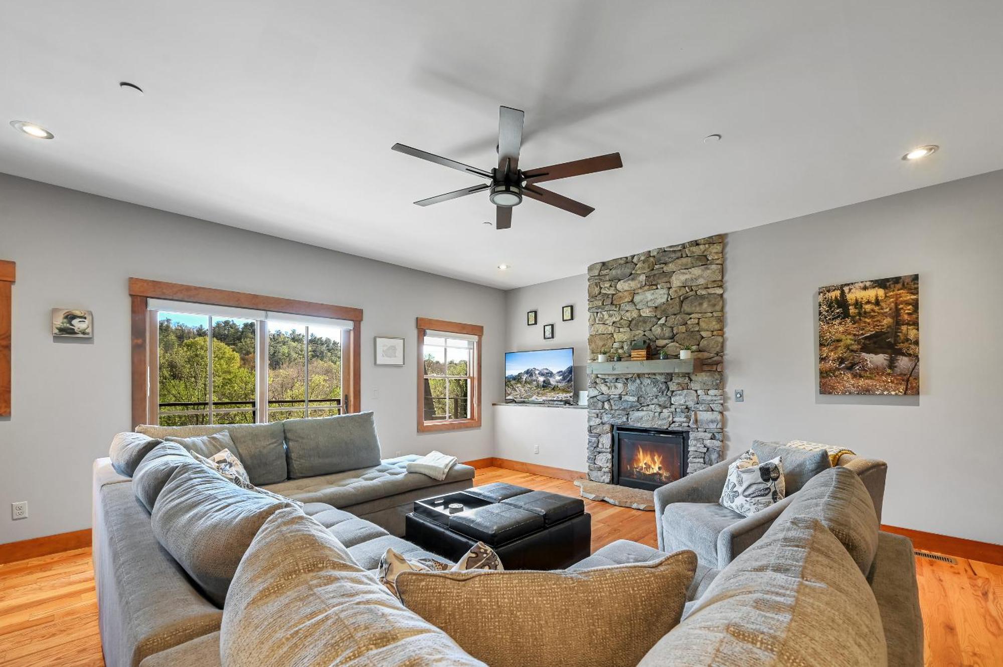 Holiday home Mountain Modern, Close To Downtown *