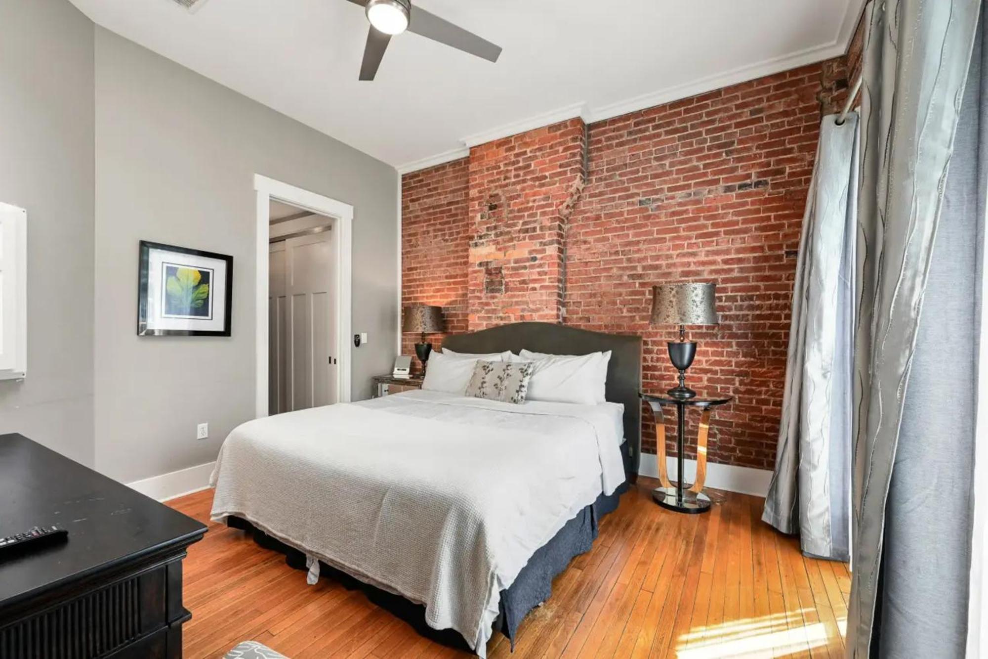 Apartment The Lofts At Church St