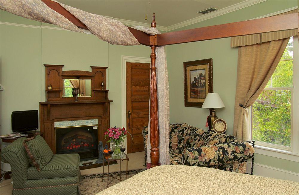 Hill House 3* Asheville