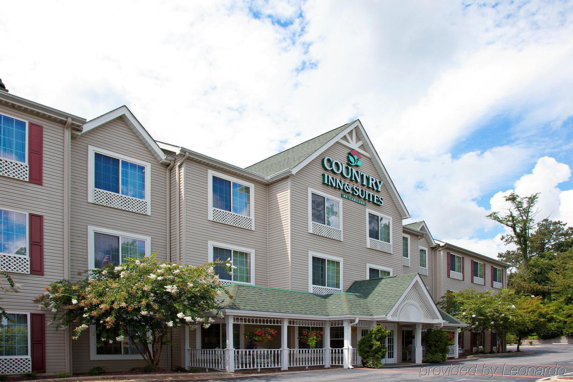 Country & By Radisson, At Outlet Mall, Nc Asheville
