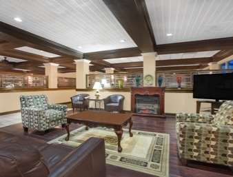 Hotel Days By Wyndham Asheville/mall