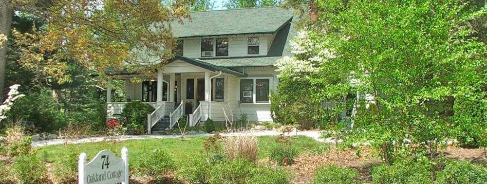 Oakland Bed & Breakfast 3*
