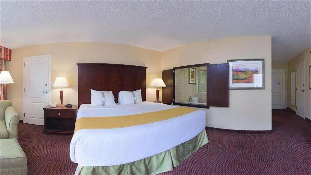 - Biltmore West By Ihg 3*
