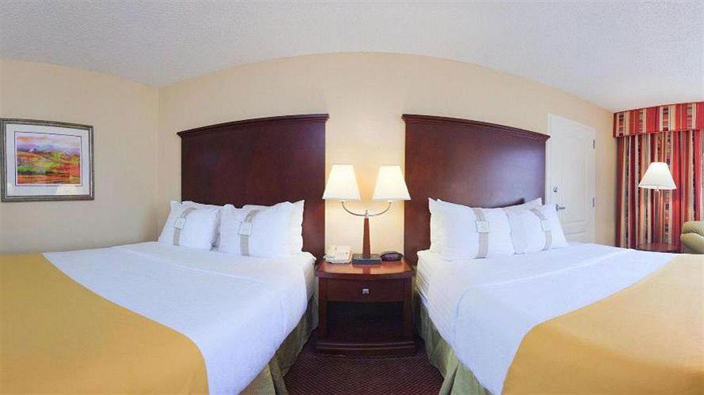 - Biltmore West By Ihg 3*
