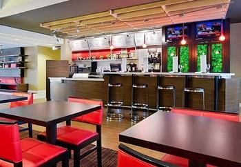 Courtyard By Marriott