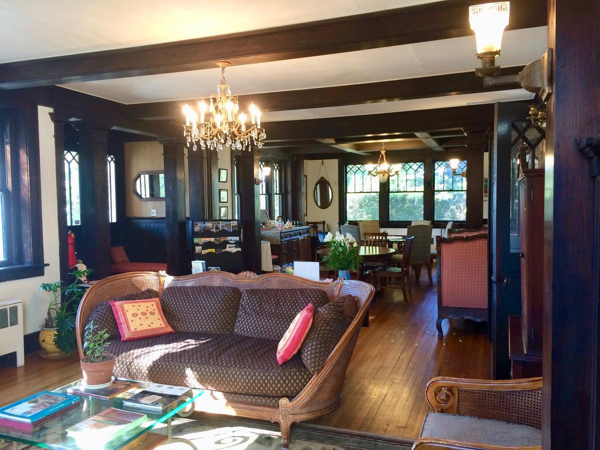 Oakland 3* Asheville