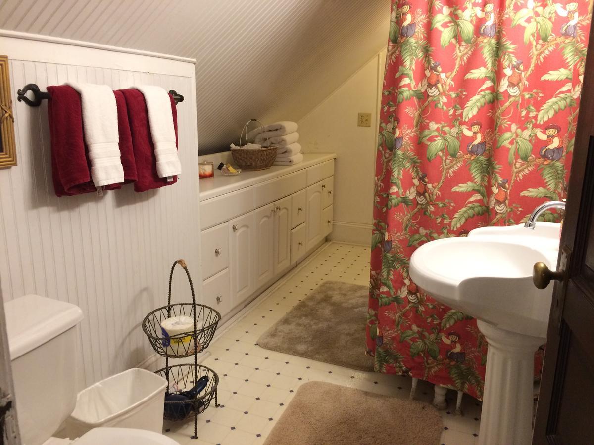 Oakland 3* Asheville