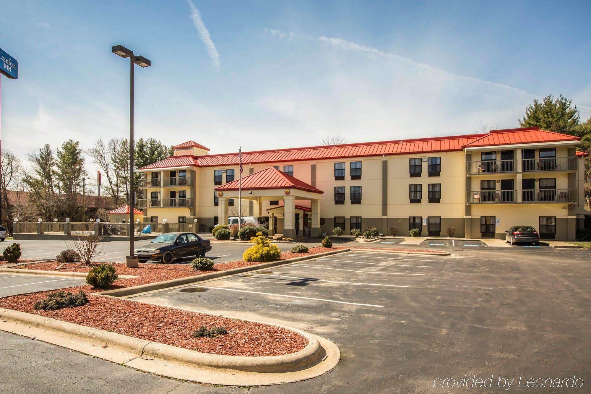 Comfort Biltmore West Inn