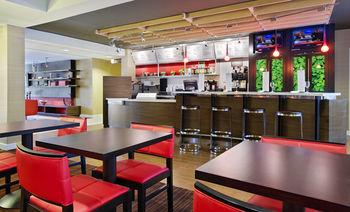Courtyard By Marriott *