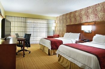 Courtyard By Marriott Asheville