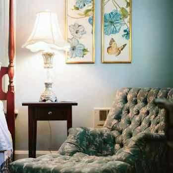 Chestnut Street 4*