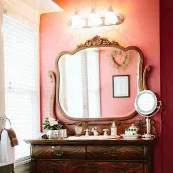 Chestnut Street 4*